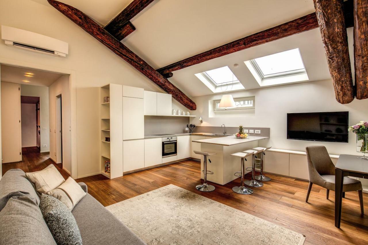 Luxurious Apartment In ミラノ エクステリア 写真