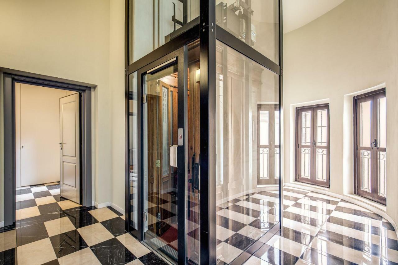 Luxurious Apartment In ミラノ エクステリア 写真